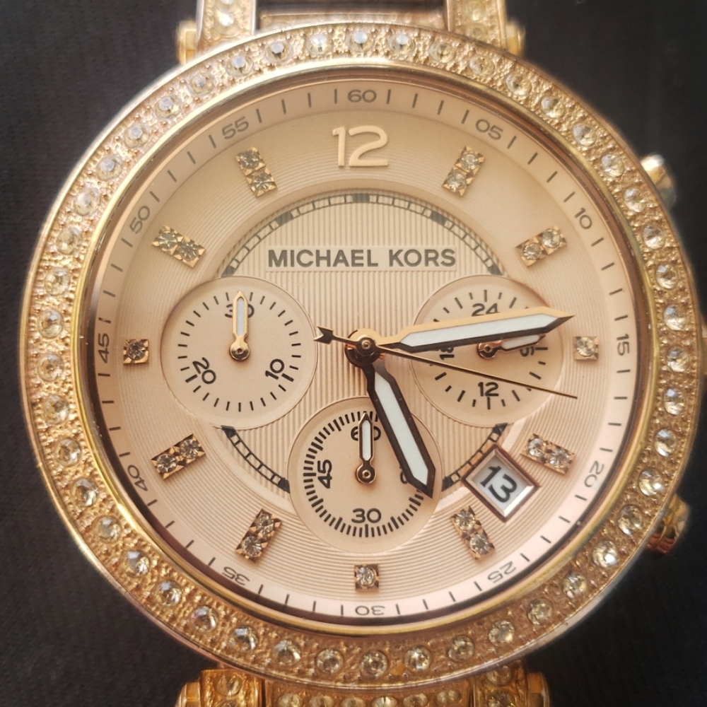 MICHAEL KORS ROSE GOLD WATCH
